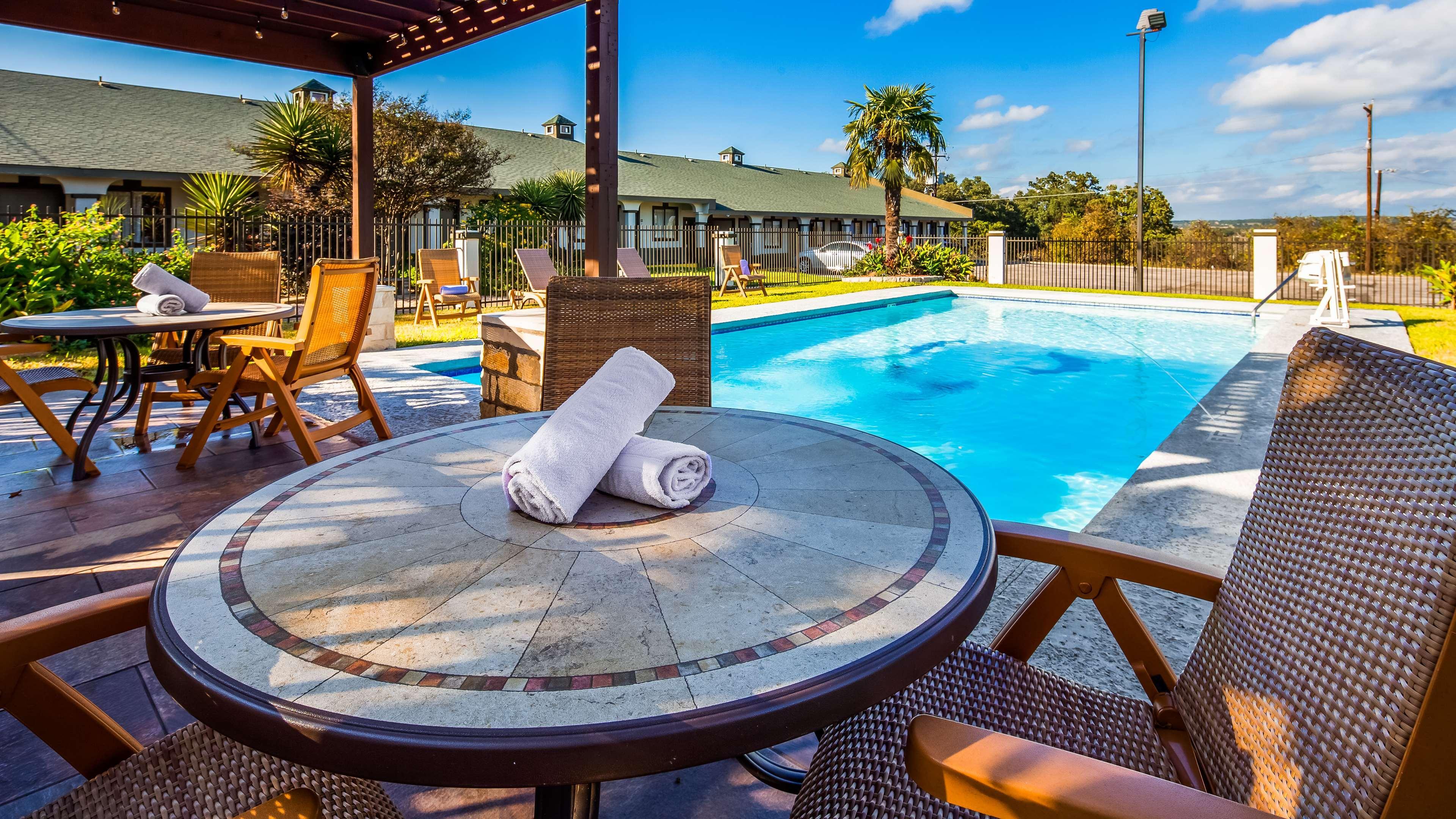 Burnet Best Western Post Oak Inn מראה חיצוני תמונה