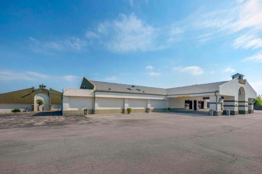 Burnet Best Western Post Oak Inn מראה חיצוני תמונה