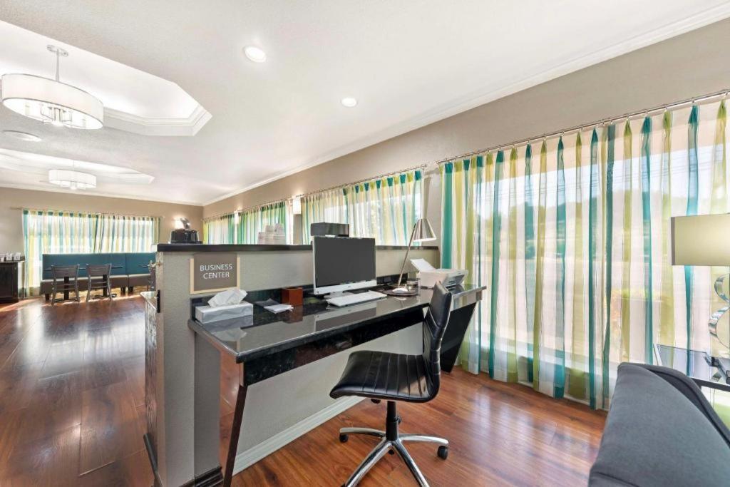 Burnet Best Western Post Oak Inn מראה חיצוני תמונה