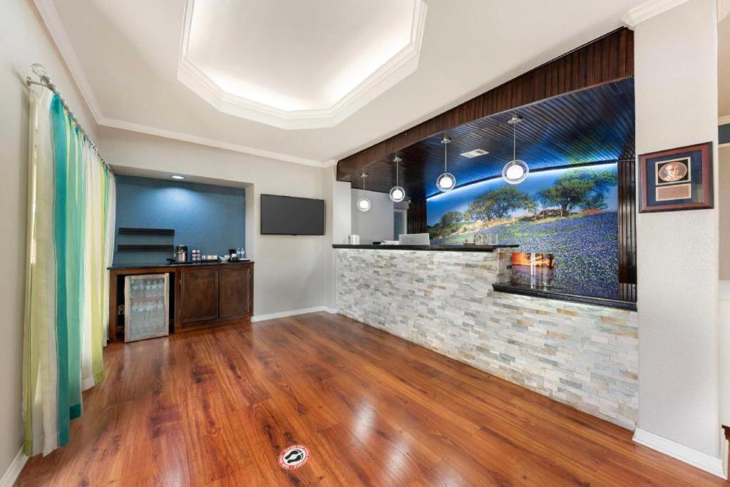 Burnet Best Western Post Oak Inn מראה חיצוני תמונה