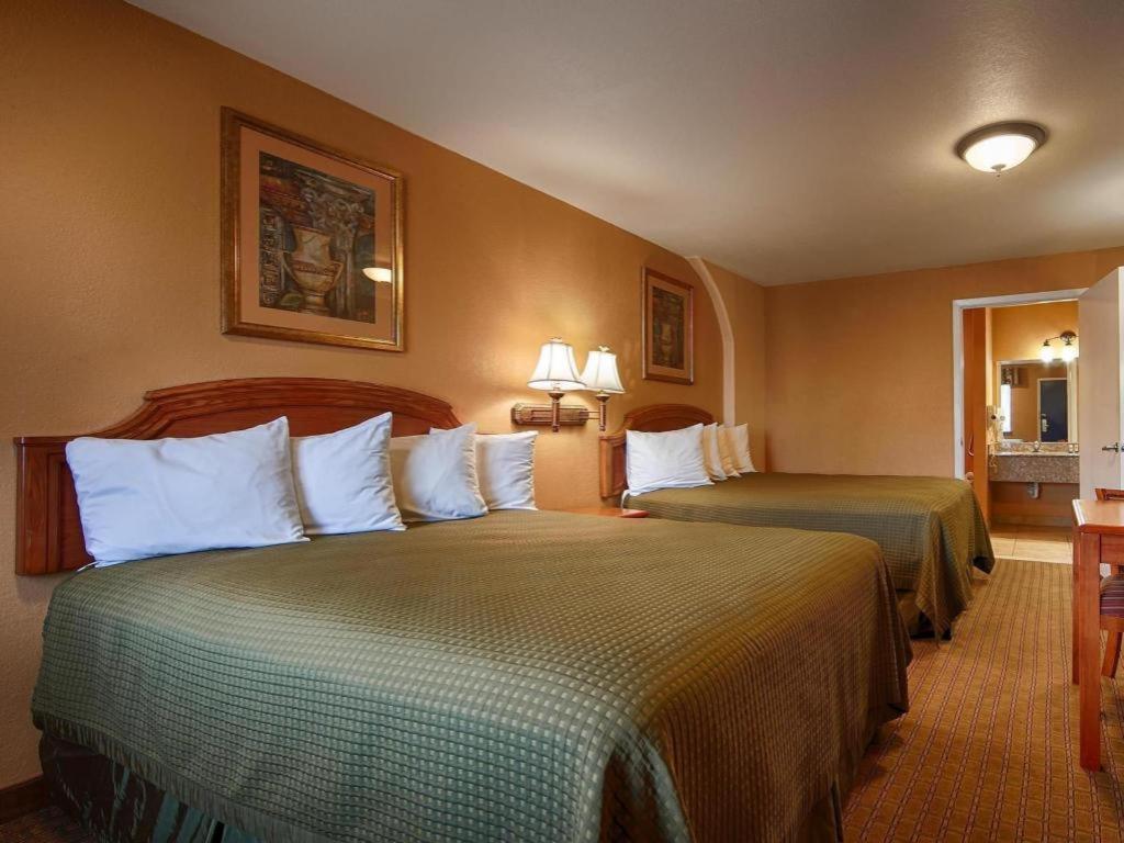 Burnet Best Western Post Oak Inn מראה חיצוני תמונה